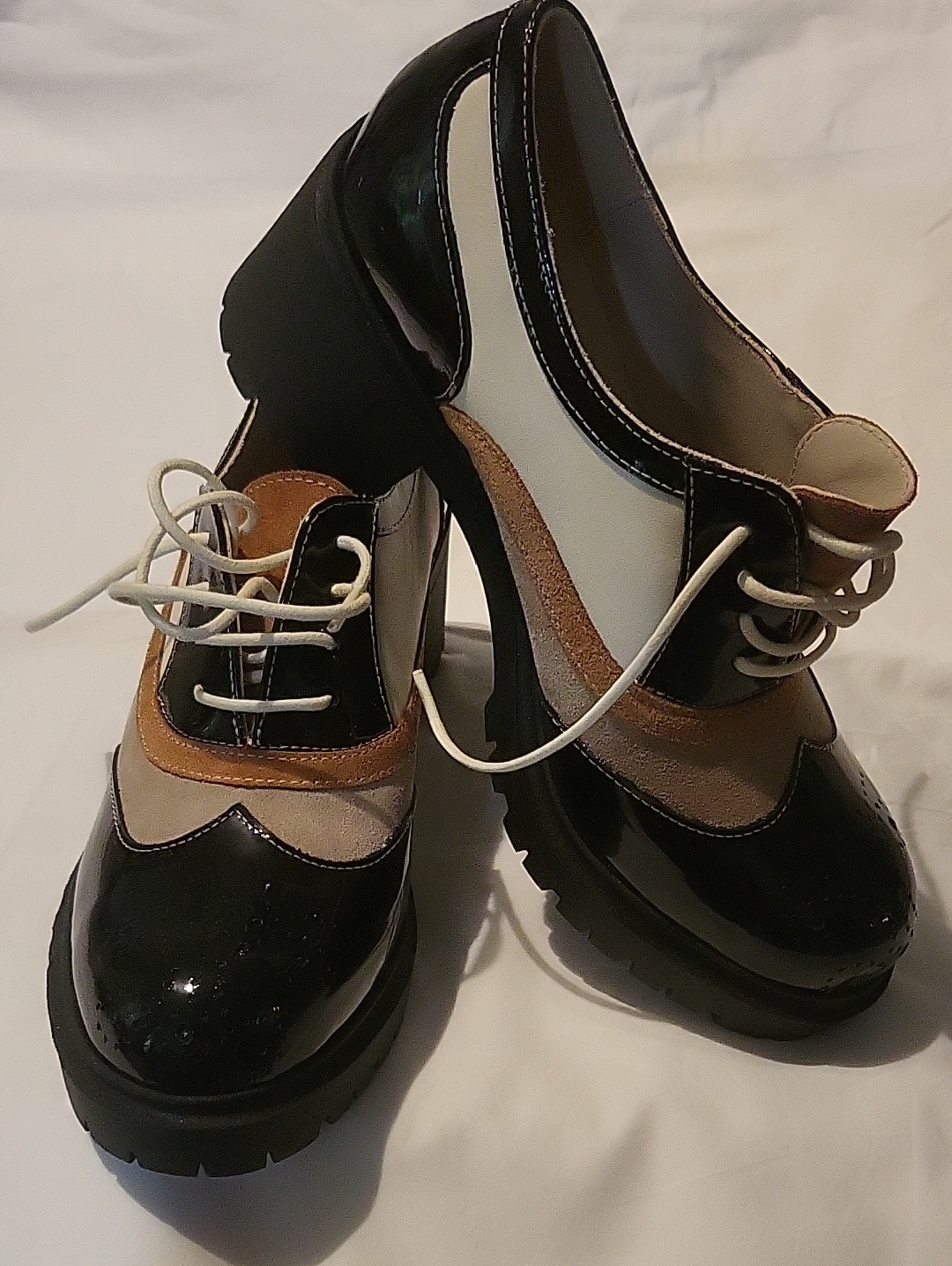 Mixed-Color Women's Chunky Lace-Up Boots In Black, White & Brown